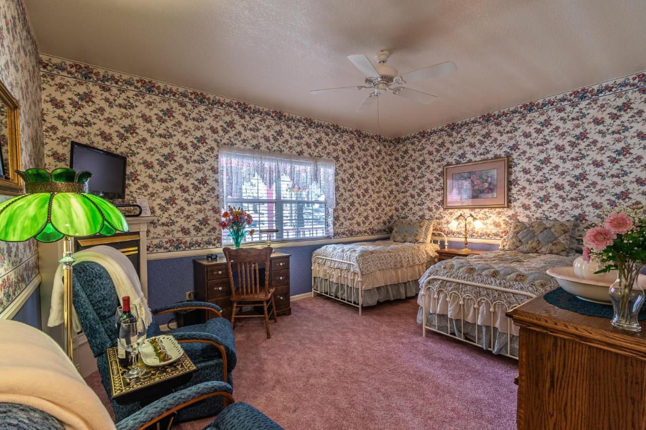 Apples Bed And Breakfast Inn Биг Бэар Лейк Экстерьер фото