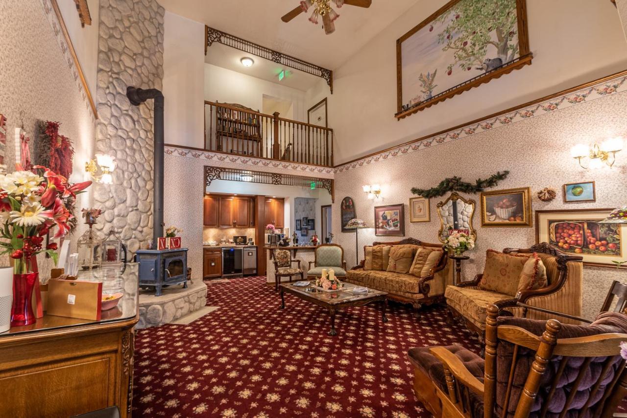 Apples Bed And Breakfast Inn Биг Бэар Лейк Экстерьер фото