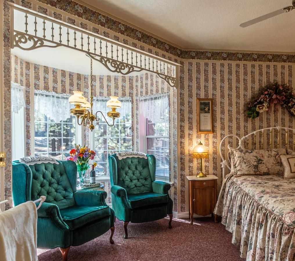 Apples Bed And Breakfast Inn Биг Бэар Лейк Экстерьер фото