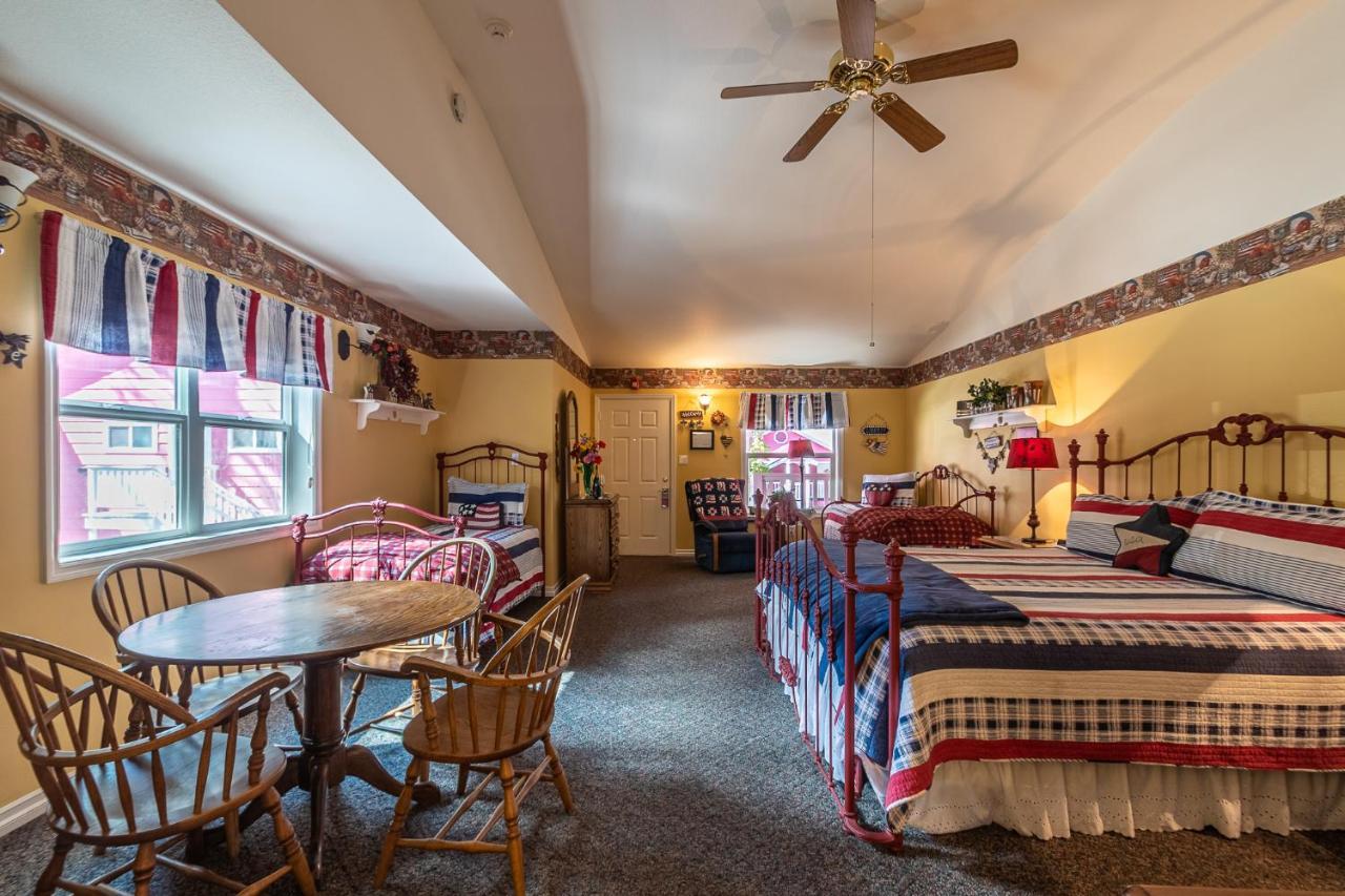 Apples Bed And Breakfast Inn Биг Бэар Лейк Экстерьер фото
