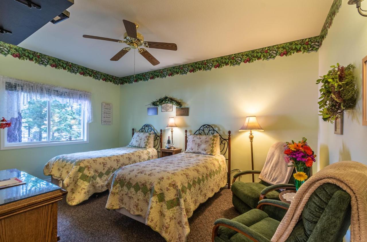 Apples Bed And Breakfast Inn Биг Бэар Лейк Экстерьер фото